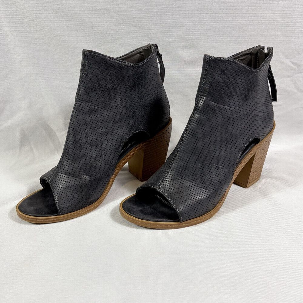 Maurices Heel Height Boots Women's Size 8M Black Open Toe Back Zip Shoes Outdoor